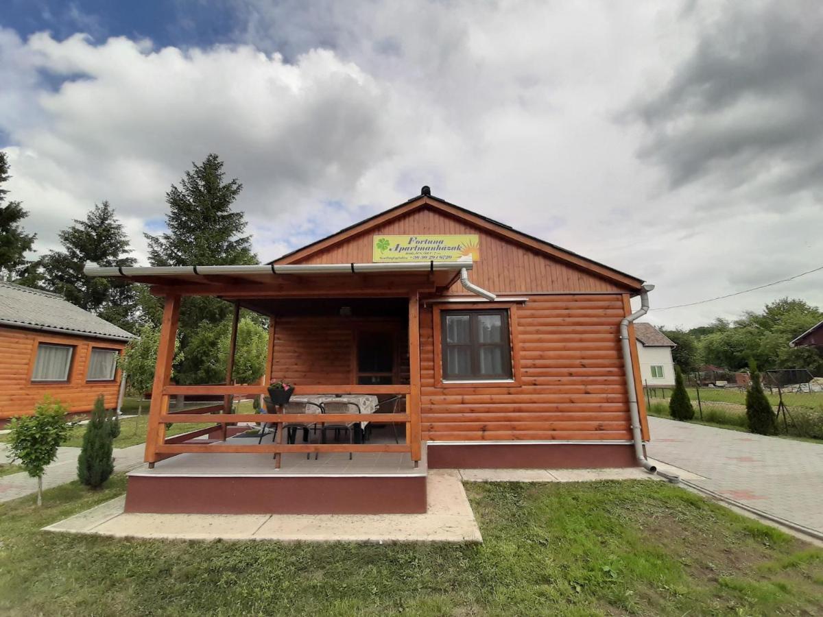 Fortuna Apartmanhazak Bogacs Exterior photo